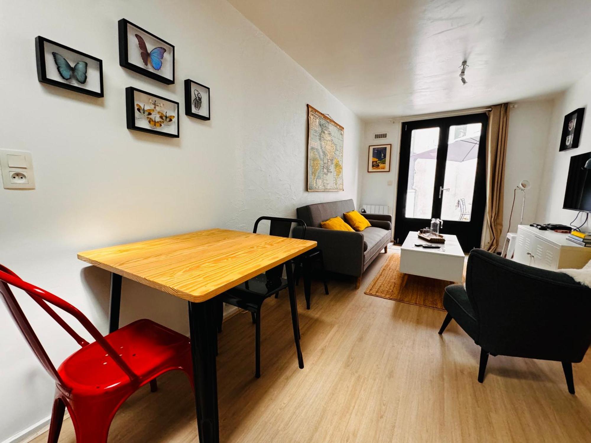Le Petit Re, Hypercentre, Garage Prive, Terrasse Apartment Niort Luaran gambar